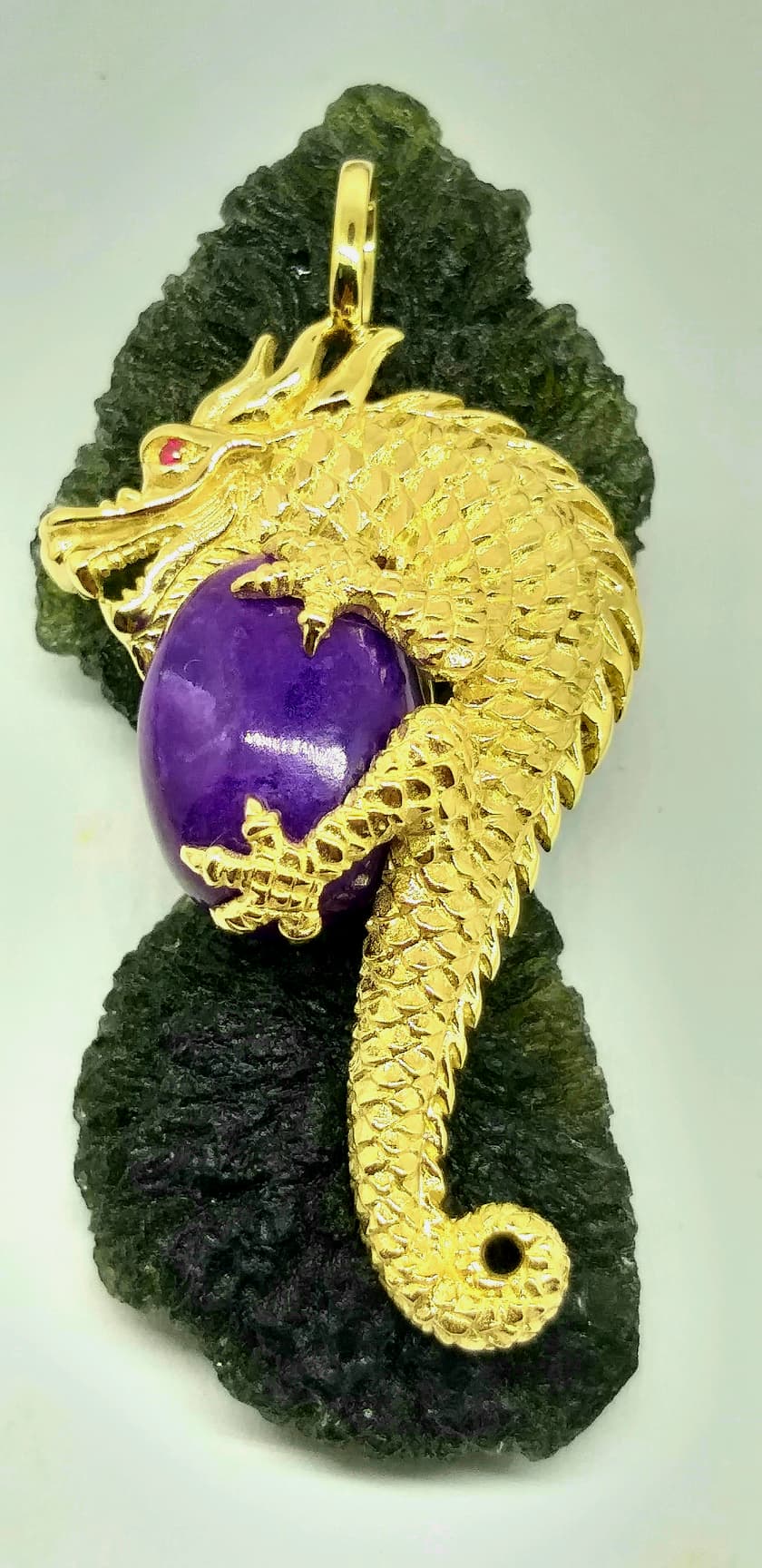 9k Gold Purple Sugilite Dragon Pendant