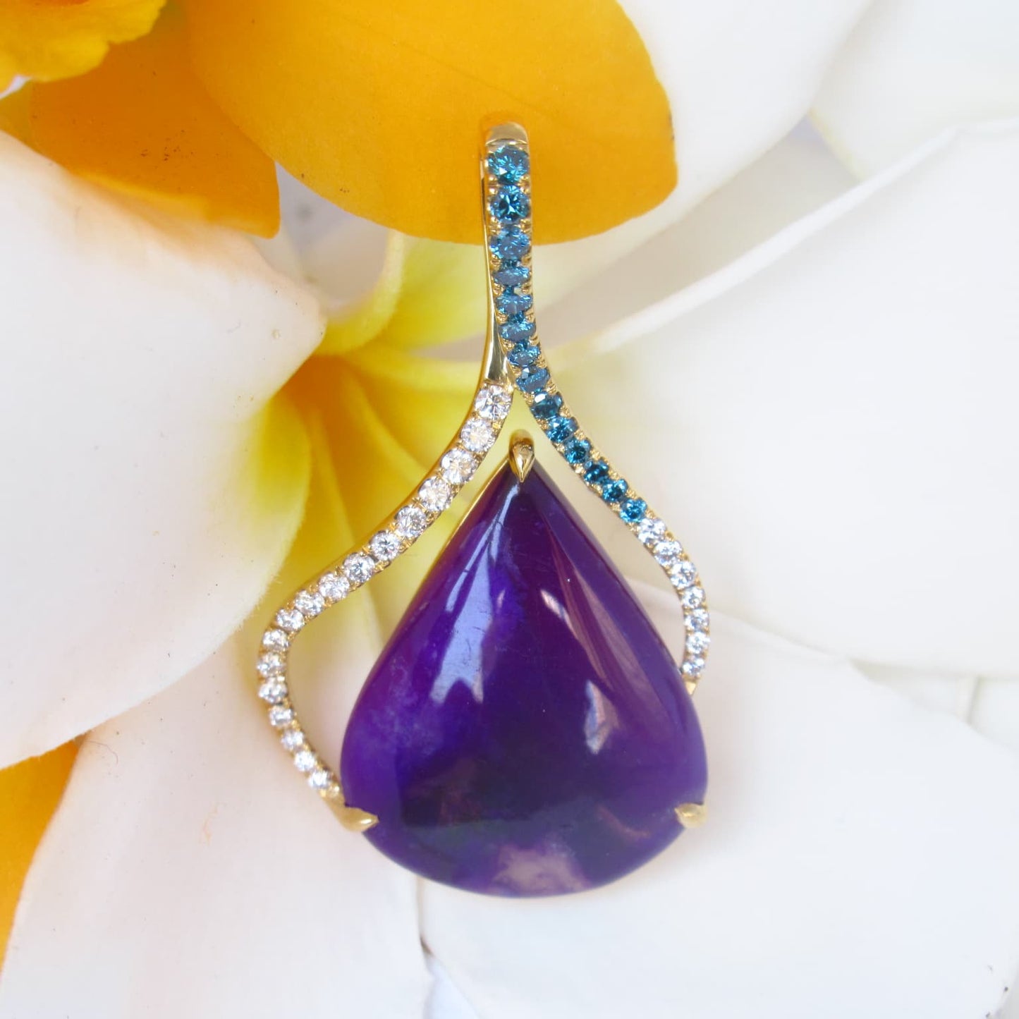 18k Gold Sugilite and Diamond Pendant