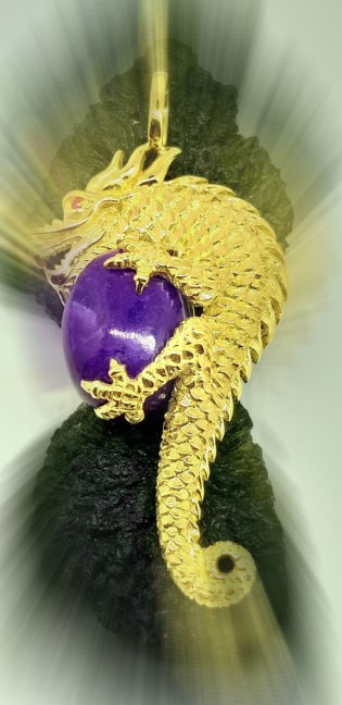 9k Gold Purple Sugilite Dragon Pendant