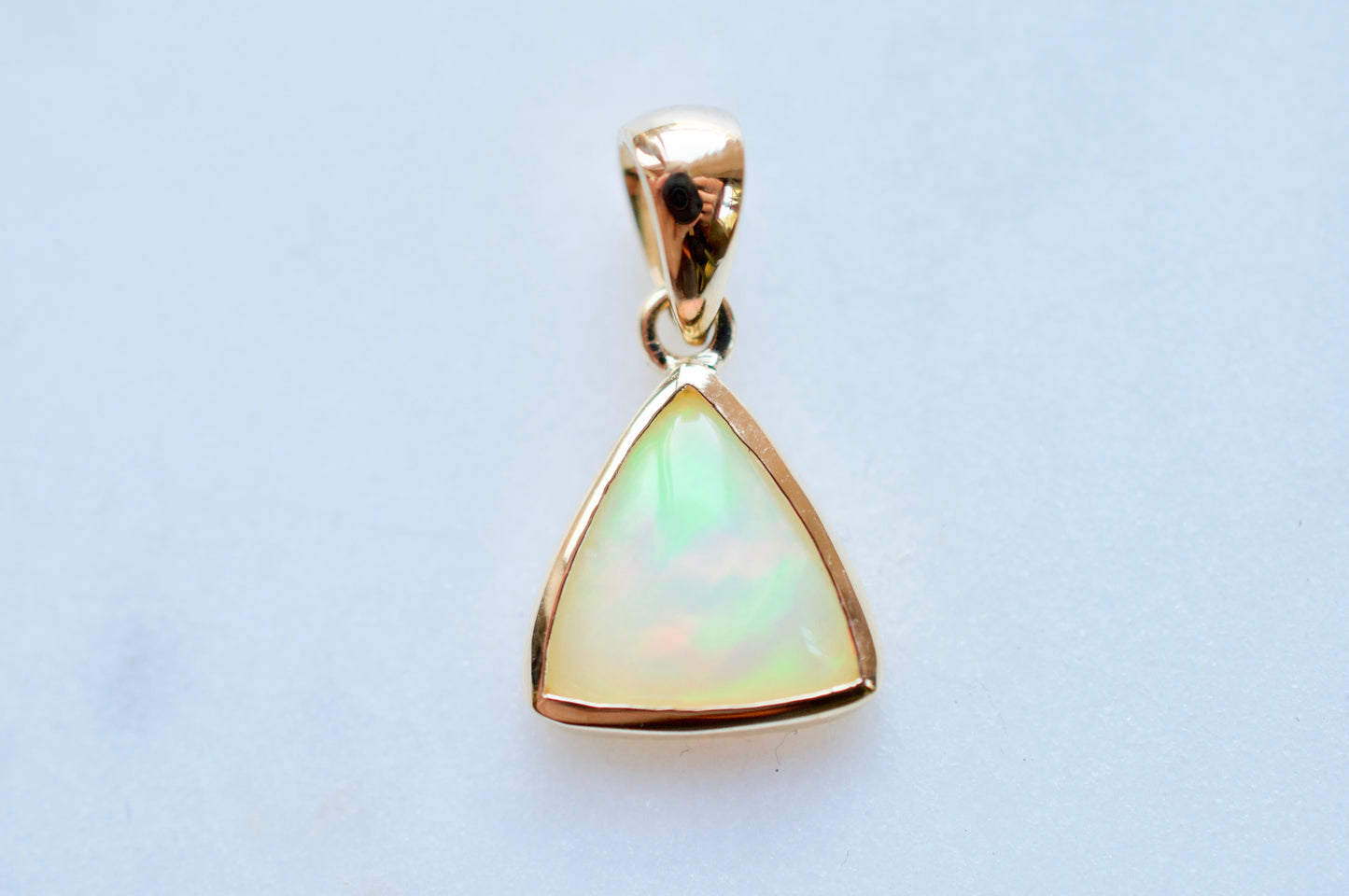 Sona 18K Gold Opal Pendant Necklace