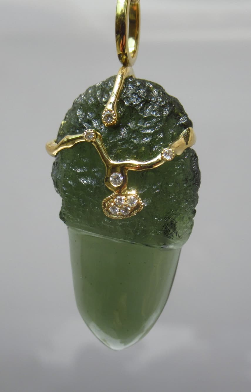 22k gold Moldavite "Alligator Tooth"