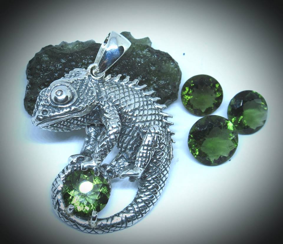 Chameleon with Faceted Moldavite Pendant Necklace